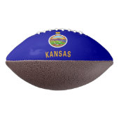 カンザス州旗を持つ愛国的なアメリカンフットボール アメリカンフットボール (回転270)