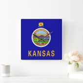 カンザス、米国の旗が付いている柱時計 スクエア壁時計 (ホーム)
