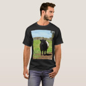 カントリーの雌牛ユニセックスTシャツ Tシャツ (正面フル)