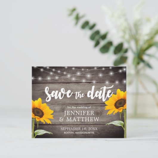 カントリーひまわり木のライトウェディング日付を保存 案内ポストカード (スタンド正面)