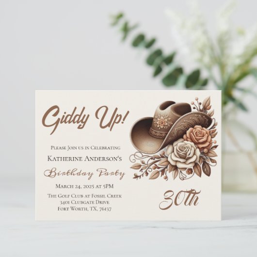 カントリーウェスタン女性のカーボーイハットと花 招待状 (スタンド正面)
