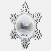 カントリークリスマスレッドバーンデイテッド スノーフレークピューターオーナメント (右)