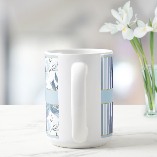 カントリーコテージモノグラムブルーホワイトフローラボウ コーヒーマグカップ