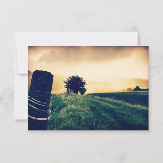 カントリーフィールドフェンスポストウェディングRSVPカード 出欠カード (裏面)