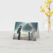 カントリーフェンスのポストにフクロウ カード (黄色い花)