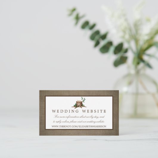 カントリーモノグラムツリー&バーラップ結婚のウェブサイト エンクロージャーカード (スタンド正面)