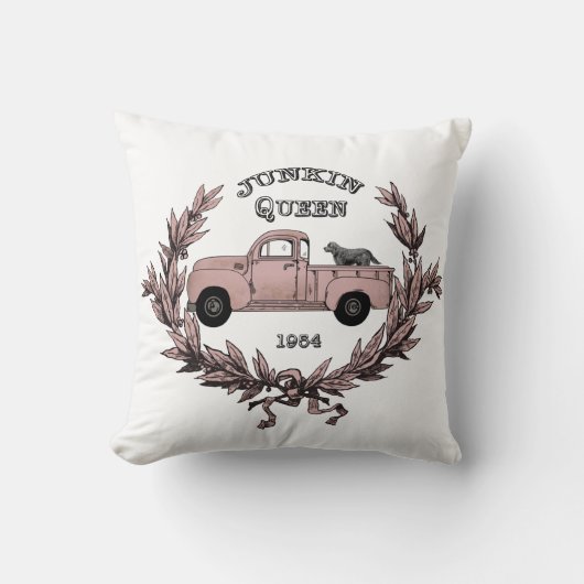 カントリーヴィンテージジュンキンクイーンオメデコ枕 クッション (正面)