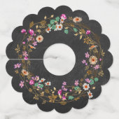 カントリー女性のカーボーイスタイルフローラリースアートモチーフ ワイングラスタグ (正面)