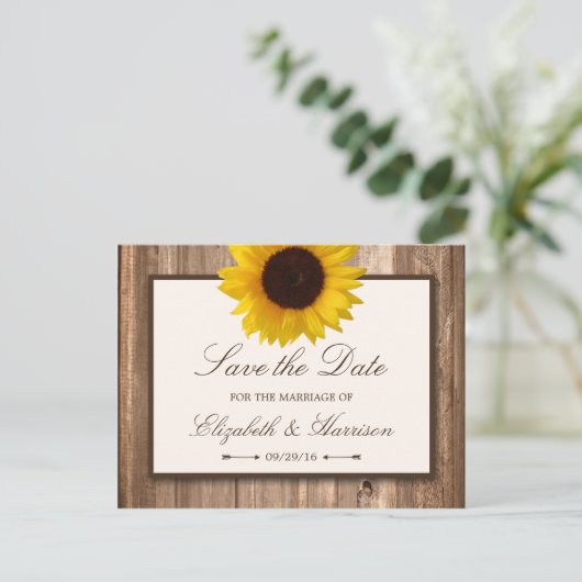 カントリー素朴ヒマワリ、茶色の木の日付を保存 案内ポストカード (スタンド正面)