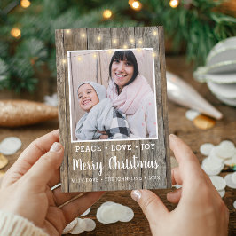 カントリー調の木製ライトの写真 楽しいクリスマス シーズンカード
