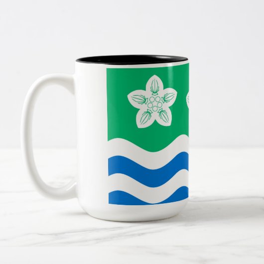 カンバーランド（英国郡） ツートーンマグカップ (左)