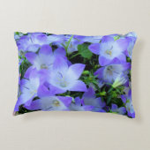 カンパニュラパープルホワイトベルフラワーズ写真 アクセントクッション (裏面)