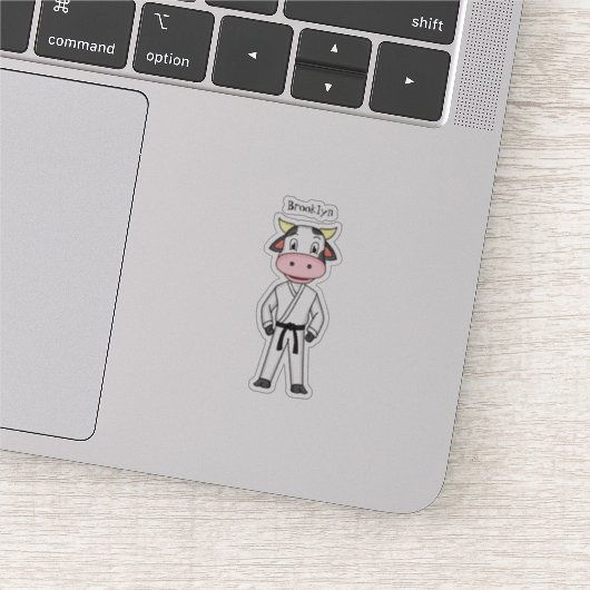 カンフーのスーツを描いた可愛い牛 シール (詳細)