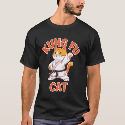 カンフー 猫 楽しい 武道 空手 子猫 Tシャツ (正面)