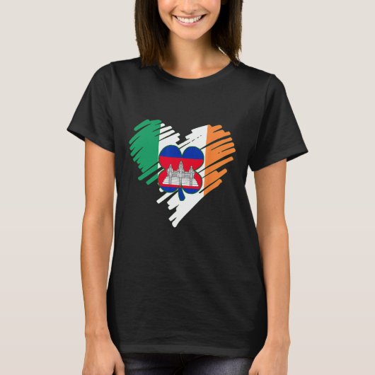 カンボジア誇りを持った国旗St.Patricks Day Sha Tシャツ (正面)