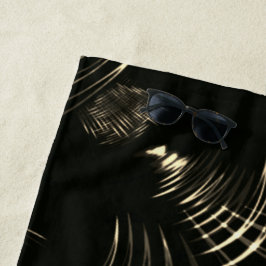 カーキ色と暗い背景の尖った曲線 ビーチタオル