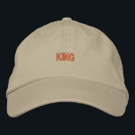 カーキ「キング」調節可能コットンハット 刺繍入りキャップ<br><div class="desc">KING Embroided Hatカスタム：目を引くフォントに刺しゅうカスタムした「KING」を特徴とする、このカーキのコットンキャップで声明をはっきりした作りなさい。調節可能なストラップは完璧なフィットを保証する。</div>