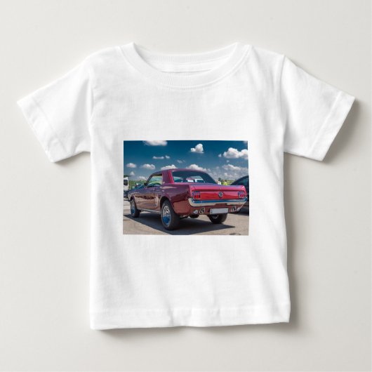 カースポーツマスタングレッドマッスルモーターギアメタル ベビーTシャツ (正面)