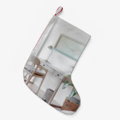 カーテン付近の空机 スモールクリスマスストッキング (正面 (吊り時))