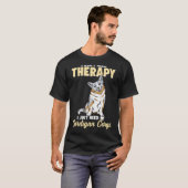 カーディガン コーギー ユーモア Tシャツ (正面フル)