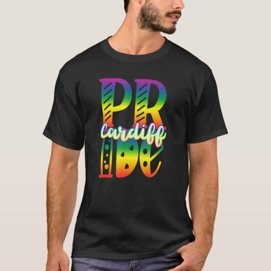 カーディフゲイプライドブロック文字 Tシャツ (正面)
