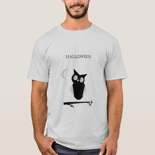 カートゥーンフクロウとカスタマイズ可能なハロウィーンTシャツ Tシャツ (正面)