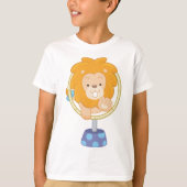 カートゥーンライオンの輪抜けジャンプ Tシャツ (正面)