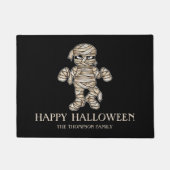 カートゥーン・ミイラのハッピーハロウィン＆カスタムファミリーネーム ドアマット (正面)