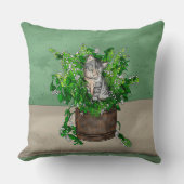カートキットインカットニップアンティークポット クッション (正面)