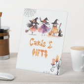 カードとギフトかわいいハロウィーンウィッチ誕生日 台座サイン (インサイチュ)