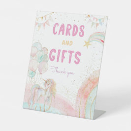 カードとギフトの誕生日 台座サイン