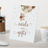 カードとギフトテディベアブラウン金ゴールドバルーン 台座サイン (インサイチュ)