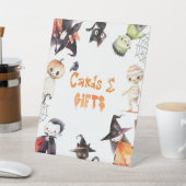 カードとギフトハロウィーンの衣装パーティー 台座サイン (インサイチュ)