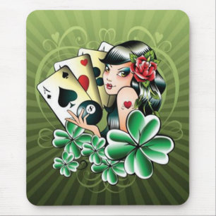 カードとクローバーを持つ女性 – mousepad マウスパッド