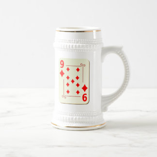 カードを遊ぶダイヤモンドの9 ビールジョッキ