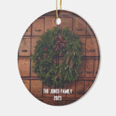 カードカタログ(リース付き) – パーソナライズ セラミックオーナメント (左)