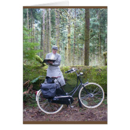 カード-バイクが付いている森のビクトリアンな女性執筆、