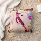 カーニバル回転木馬馬はっきりしたモダンシンプル写真 クッション (ブランケット)