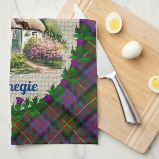 カーネギーわらぶきコテージ&タータンチェック パーソナライズされた キッチンタオル (四つ折り)