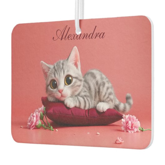 カーネーションが登場するかわいい1月ねこ カーエアーフレッシュナー (左)