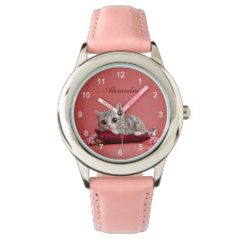 カーネーションが登場するかわいい1月ねこ 腕時計