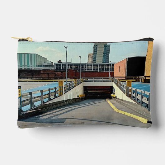 カーパーク アクセサリーポーチ (正面)