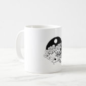 カープ日本のコイとイン&ヤン背景 コーヒーマグカップ (正面左)