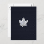 カーボンファイバー プリント上のクロームのようなメープルリーフ ポストカード (正面/裏面)