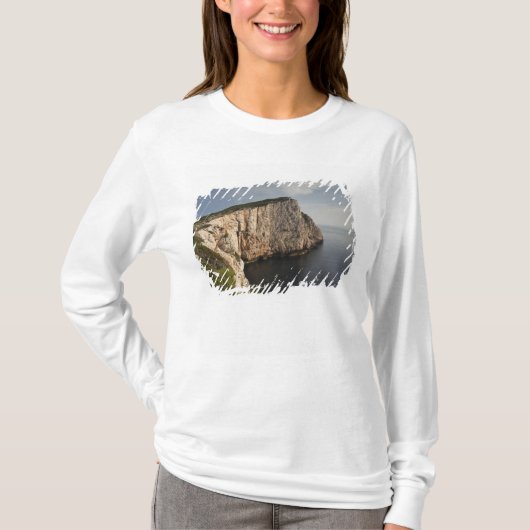 カーポ・カッチャ、アルゲーロ、サルデーニャ島、イタリア Tシャツ (正面)