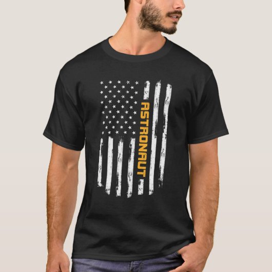 カーラ誇りを持ったー飛行士のヴィンテージF Tシャツ (正面)