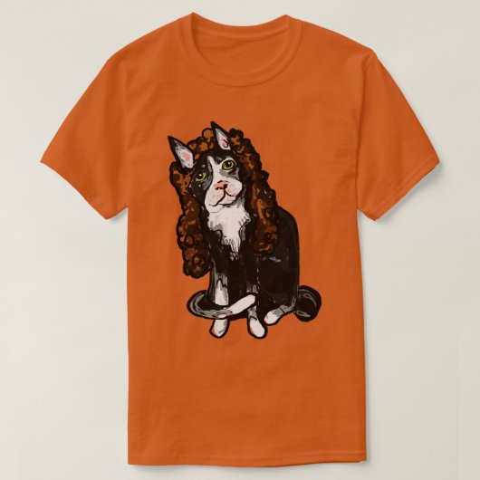 カーリーブラウンのかつら毛の猫 Tシャツ (デザイン正面)