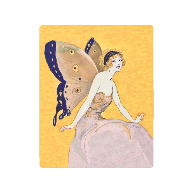 カールした金髪の蝶の翼の黄色の妖精 メタルプリント (正面)