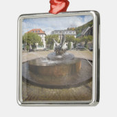 カールスプラッツ(カールズスクエア)、オールドタウンハイデルベルク メタルオーナメント (左)