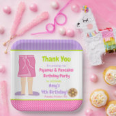 ガウンのパジャマとパンケーキのパーティー ペーパープレート (パーティー)